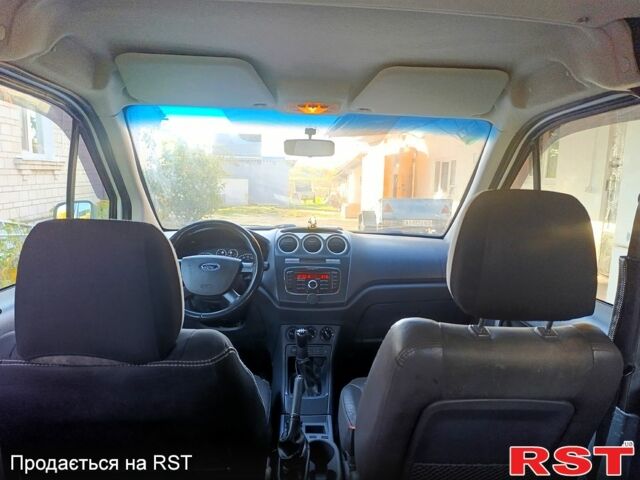 Белый Форд Коннект, объемом двигателя 1.8 л и пробегом 213 тыс. км за 5700 $, фото 12 на Automoto.ua