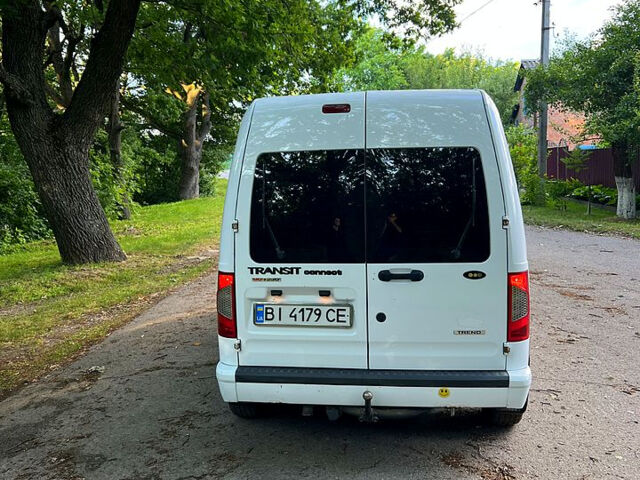 Белый Форд Коннект, объемом двигателя 1.8 л и пробегом 260 тыс. км за 5900 $, фото 4 на Automoto.ua