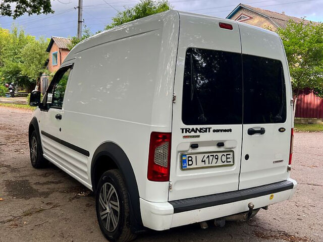 Белый Форд Коннект, объемом двигателя 1.8 л и пробегом 260 тыс. км за 5900 $, фото 5 на Automoto.ua