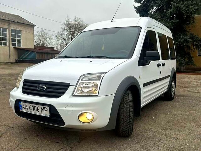 Белый Форд Коннект, объемом двигателя 1.8 л и пробегом 280 тыс. км за 7800 $, фото 9 на Automoto.ua