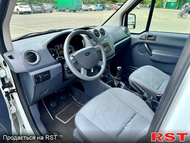 Белый Форд Коннект, объемом двигателя 1.8 л и пробегом 120 тыс. км за 6200 $, фото 7 на Automoto.ua