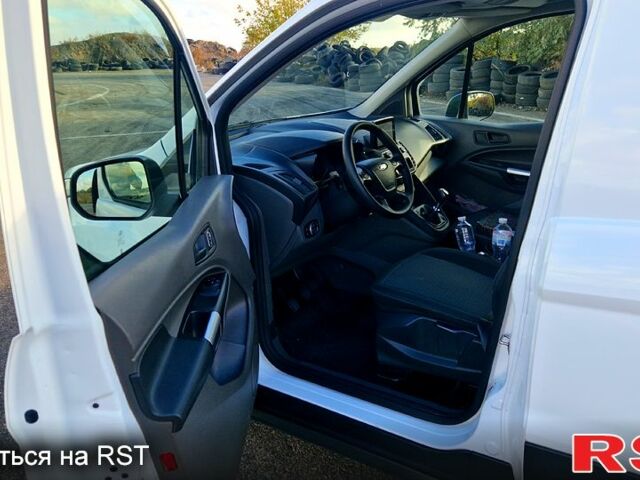 Белый Форд Коннект, объемом двигателя 1.5 л и пробегом 156 тыс. км за 12500 $, фото 6 на Automoto.ua