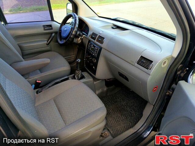 Черный Форд Коннект, объемом двигателя 1.8 л и пробегом 380 тыс. км за 4200 $, фото 7 на Automoto.ua