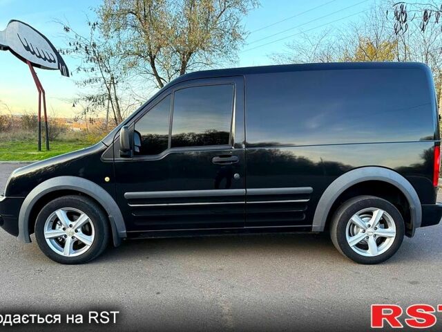 Черный Форд Коннект, объемом двигателя 1.8 л и пробегом 190 тыс. км за 7000 $, фото 7 на Automoto.ua