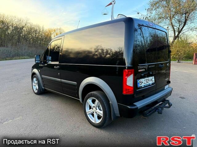 Черный Форд Коннект, объемом двигателя 1.8 л и пробегом 190 тыс. км за 7000 $, фото 3 на Automoto.ua