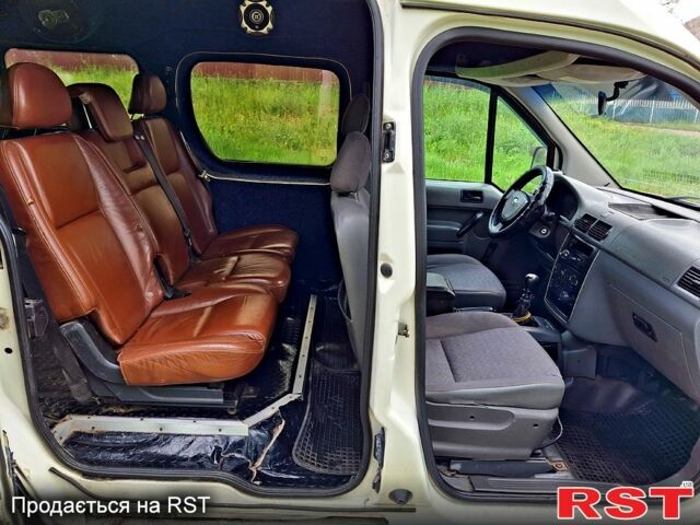 Форд Коннект, объемом двигателя 1.8 л и пробегом 400 тыс. км за 3850 $, фото 4 на Automoto.ua