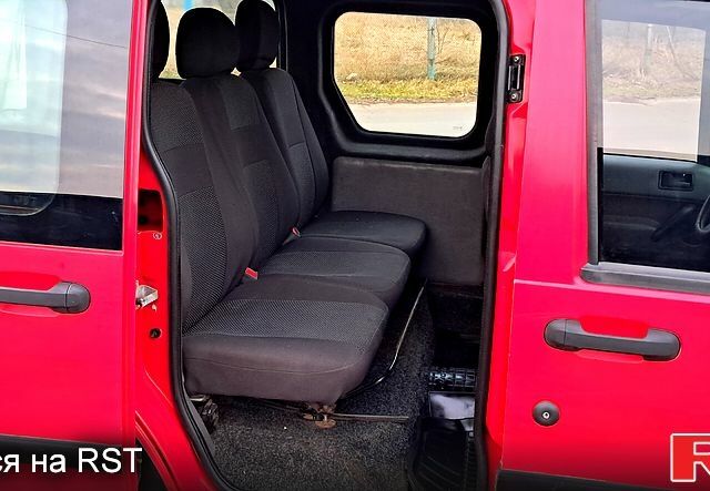 Форд Коннект, объемом двигателя 18 л и пробегом 475 тыс. км за 4000 $, фото 6 на Automoto.ua