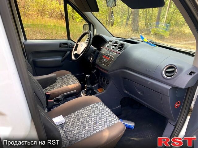 Форд Коннект, объемом двигателя 1.8 л и пробегом 271 тыс. км за 5500 $, фото 3 на Automoto.ua