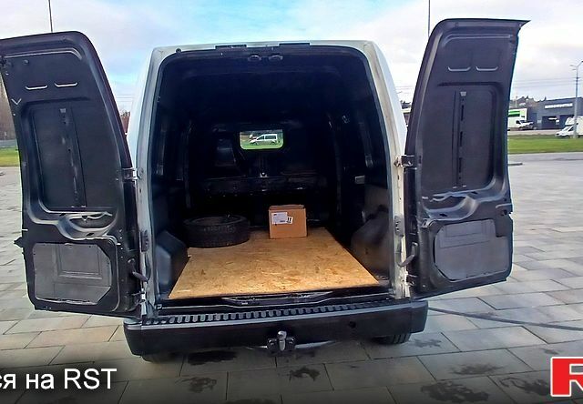 Форд Коннект, объемом двигателя 1.8 л и пробегом 0 тыс. км за 4200 $, фото 9 на Automoto.ua