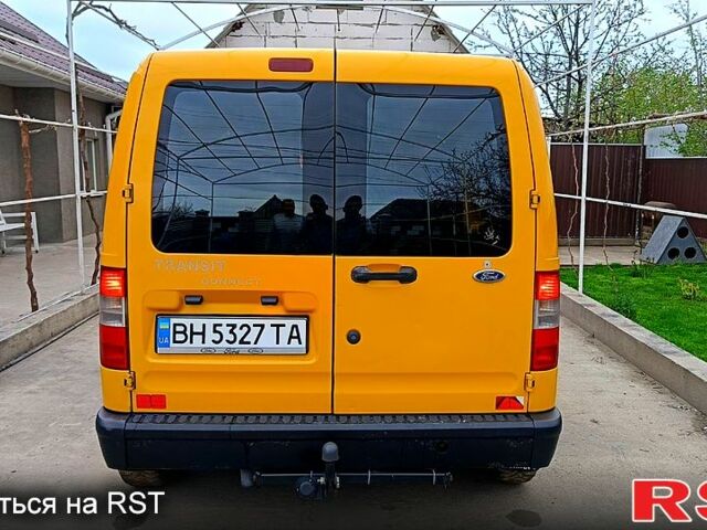 Желтый Форд Коннект, объемом двигателя 1.8 л и пробегом 242 тыс. км за 3800 $, фото 3 на Automoto.ua