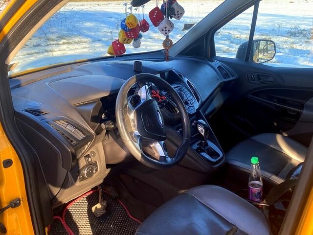 Желтый Форд Коннект, объемом двигателя 25 л и пробегом 330 тыс. км за 7600 $, фото 7 на Automoto.ua