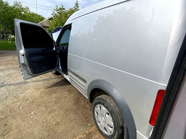 Серый Форд Коннект, объемом двигателя 1.8 л и пробегом 176 тыс. км за 6000 $, фото 10 на Automoto.ua