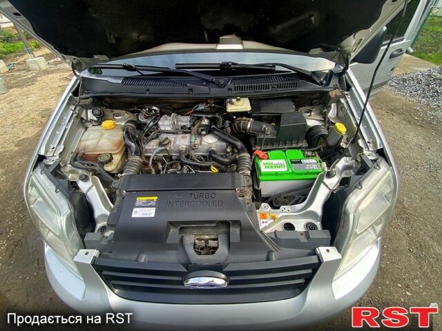 Серый Форд Коннект, объемом двигателя 1.8 л и пробегом 176 тыс. км за 6000 $, фото 9 на Automoto.ua