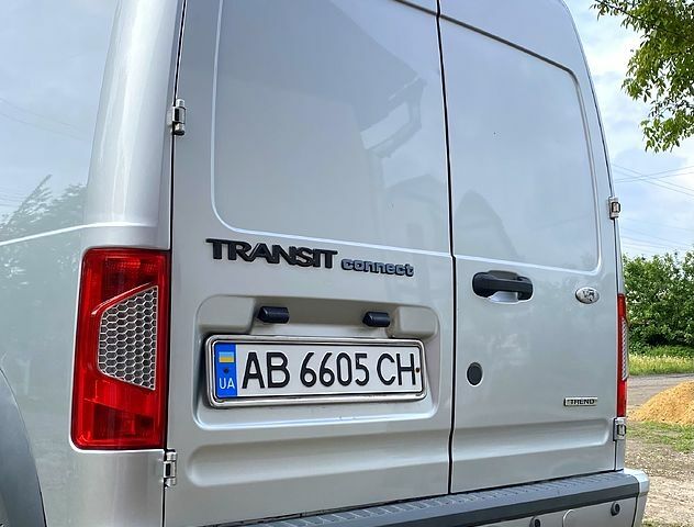 Серый Форд Коннект, объемом двигателя 1.8 л и пробегом 176 тыс. км за 6000 $, фото 4 на Automoto.ua