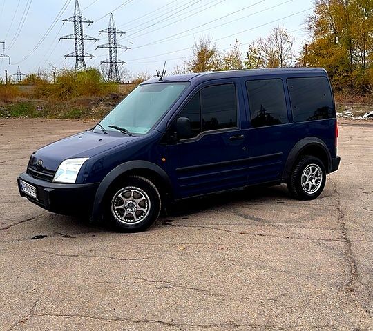 Синій Форд Коннект, об'ємом двигуна 1.8 л та пробігом 485 тис. км за 3950 $, фото 1 на Automoto.ua