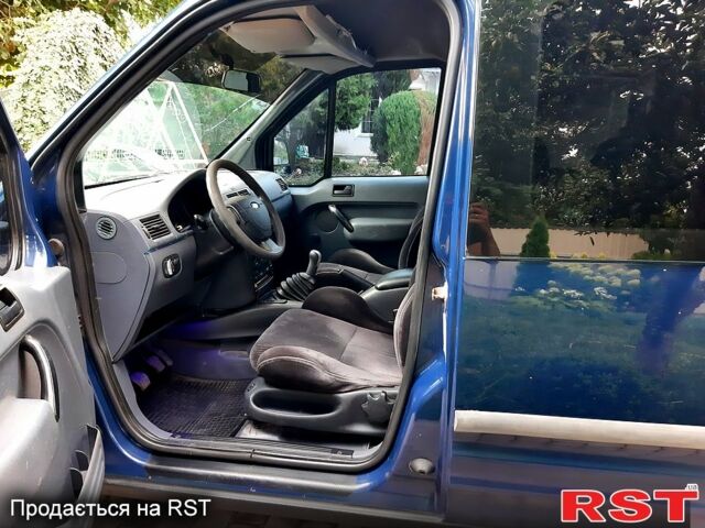 Синий Форд Коннект, объемом двигателя 1.8 л и пробегом 390 тыс. км за 4000 $, фото 5 на Automoto.ua