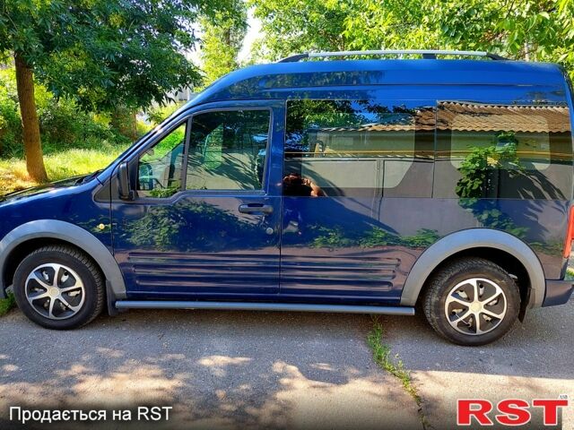 Синий Форд Коннект, объемом двигателя 1.8 л и пробегом 188 тыс. км за 6100 $, фото 1 на Automoto.ua