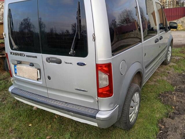 Серый Форд Контур, объемом двигателя 1 л и пробегом 272 тыс. км за 5999 $, фото 2 на Automoto.ua