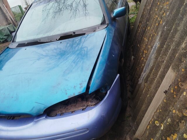 Синий Форд Контур, объемом двигателя 2 л и пробегом 296 тыс. км за 700 $, фото 1 на Automoto.ua