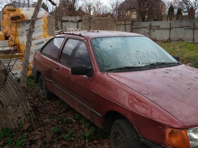 Красный Форд Кугар, объемом двигателя 1.6 л и пробегом 500 тыс. км за 392 $, фото 3 на Automoto.ua