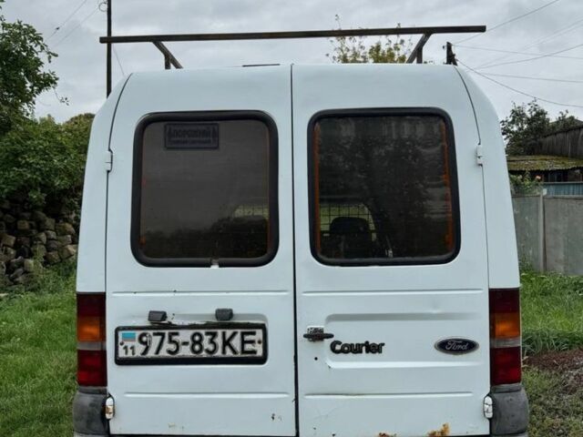 Белый Форд Курьер, объемом двигателя 1.8 л и пробегом 200 тыс. км за 650 $, фото 3 на Automoto.ua
