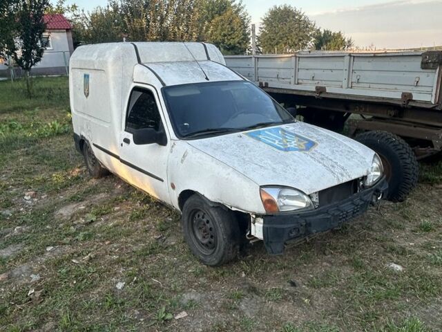Білий Форд Кур'єр, об'ємом двигуна 1.3 л та пробігом 240 тис. км за 750 $, фото 4 на Automoto.ua
