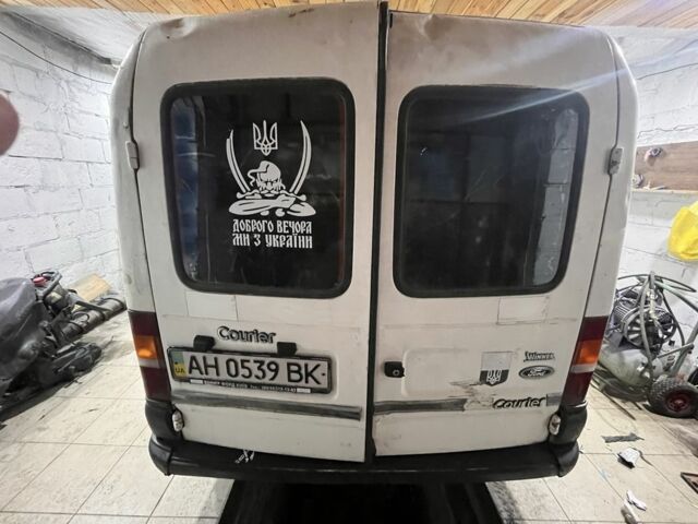 Білий Форд Кур'єр, об'ємом двигуна 1.3 л та пробігом 3 тис. км за 476 $, фото 4 на Automoto.ua