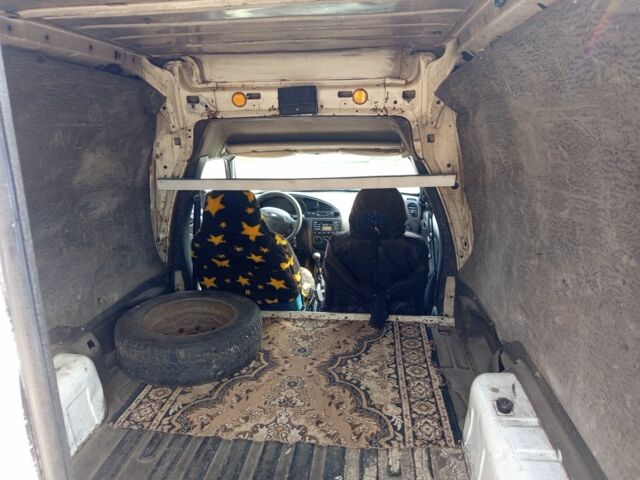 Білий Форд Кур'єр, об'ємом двигуна 1.8 л та пробігом 234 тис. км за 850 $, фото 9 на Automoto.ua