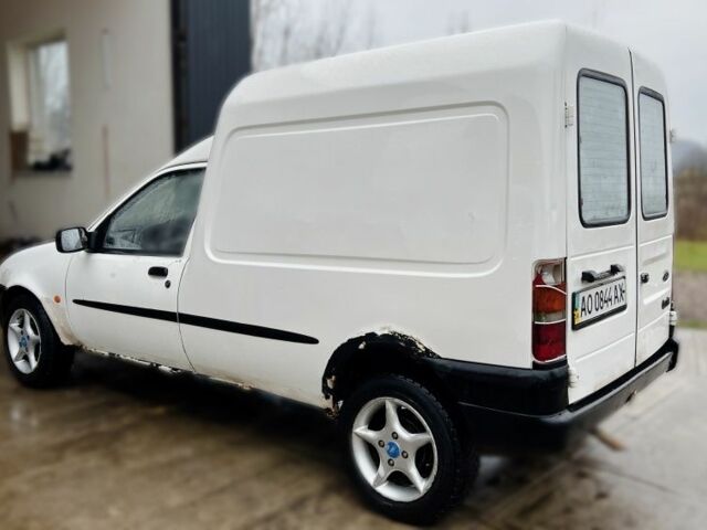 Белый Форд Курьер, объемом двигателя 0 л и пробегом 340 тыс. км за 850 $, фото 3 на Automoto.ua