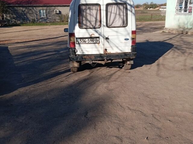 Белый Форд Курьер, объемом двигателя 1.8 л и пробегом 400 тыс. км за 1500 $, фото 4 на Automoto.ua
