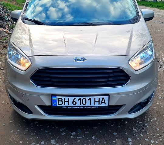 Бежевий Форд Кур'єр, об'ємом двигуна 1.5 л та пробігом 150 тис. км за 9500 $, фото 3 на Automoto.ua