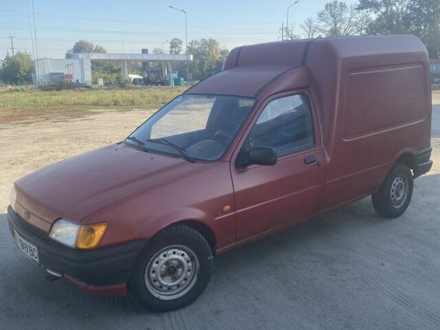 Червоний Форд Кур'єр, об'ємом двигуна 1.6 л та пробігом 57 тис. км за 1100 $, фото 4 на Automoto.ua