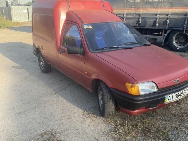 Червоний Форд Кур'єр, об'ємом двигуна 1.6 л та пробігом 57 тис. км за 1100 $, фото 2 на Automoto.ua