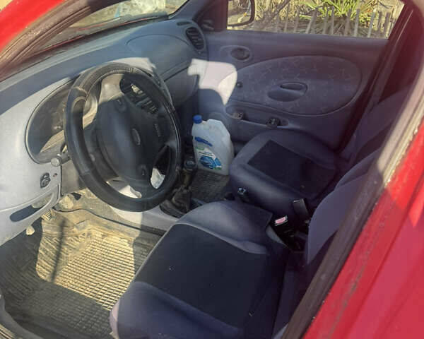 Красный Форд Курьер, объемом двигателя 1.3 л и пробегом 260 тыс. км за 1150 $, фото 5 на Automoto.ua