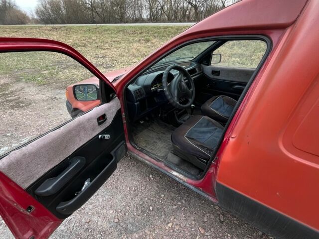 Червоний Форд Кур'єр, об'ємом двигуна 1.8 л та пробігом 250 тис. км за 1100 $, фото 9 на Automoto.ua