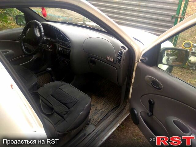 Форд Курьер, объемом двигателя 1.3 л и пробегом 126 тыс. км за 450 $, фото 3 на Automoto.ua