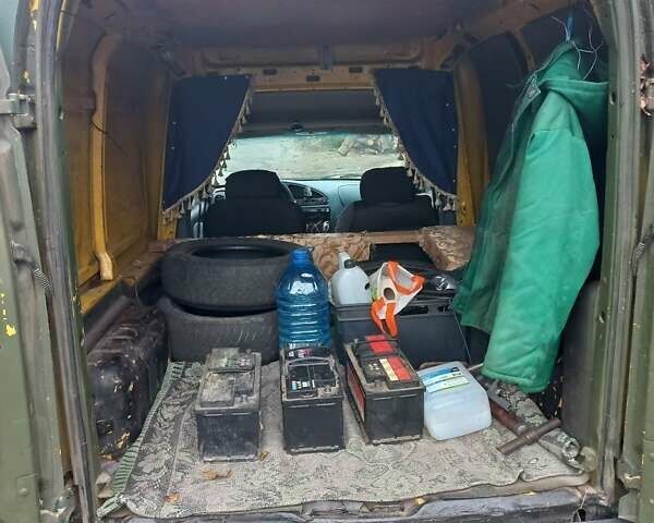 Жовтий Форд Кур'єр, об'ємом двигуна 1.8 л та пробігом 370 тис. км за 1550 $, фото 2 на Automoto.ua