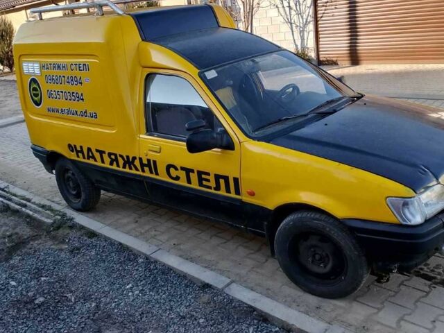 Желтый Форд Курьер, объемом двигателя 0 л и пробегом 3 тыс. км за 1850 $, фото 3 на Automoto.ua