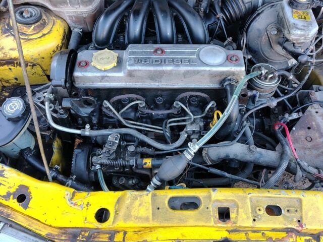 Жовтий Форд Кур'єр, об'ємом двигуна 0 л та пробігом 300 тис. км за 521 $, фото 3 на Automoto.ua