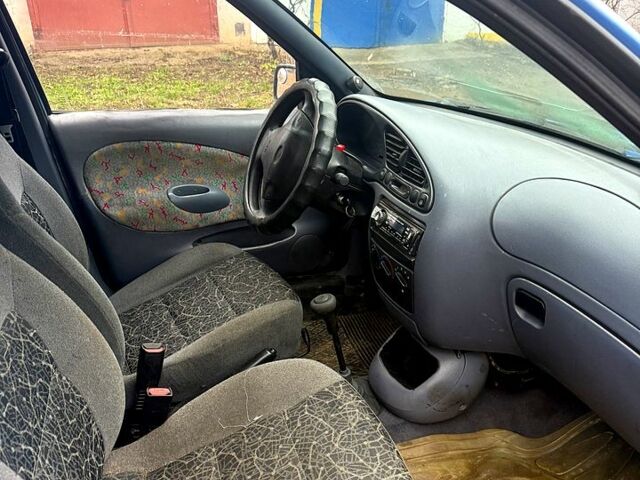 Синий Форд Курьер, объемом двигателя 1.8 л и пробегом 0 тыс. км за 1000 $, фото 2 на Automoto.ua