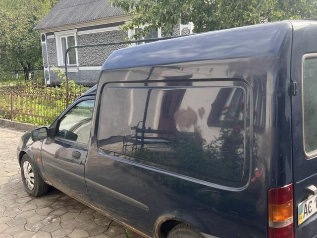 Синий Форд Курьер, объемом двигателя 1.8 л и пробегом 180 тыс. км за 1023 $, фото 2 на Automoto.ua