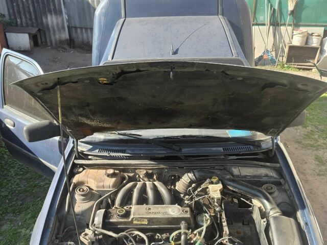 Синий Форд Курьер, объемом двигателя 1.8 л и пробегом 500 тыс. км за 800 $, фото 4 на Automoto.ua