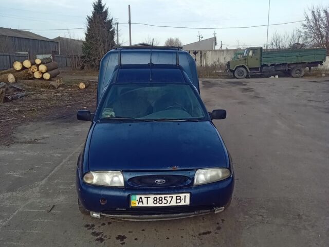 Синий Форд Курьер, объемом двигателя 0 л и пробегом 322 тыс. км за 450 $, фото 1 на Automoto.ua