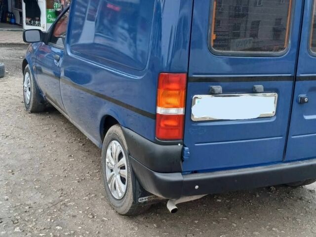 Синий Форд Курьер, объемом двигателя 1.3 л и пробегом 1000 тыс. км за 2000 $, фото 2 на Automoto.ua