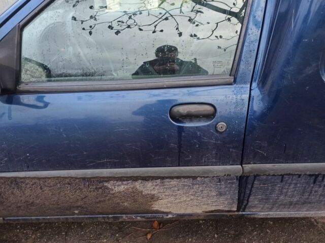 Синий Форд Курьер, объемом двигателя 1.7 л и пробегом 80 тыс. км за 758 $, фото 1 на Automoto.ua