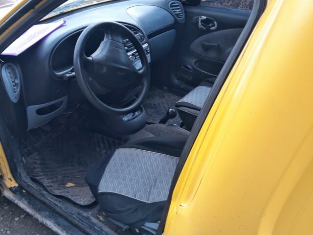 Оранжевый Форд Курьер, объемом двигателя 2 л и пробегом 300 тыс. км за 1538 $, фото 8 на Automoto.ua