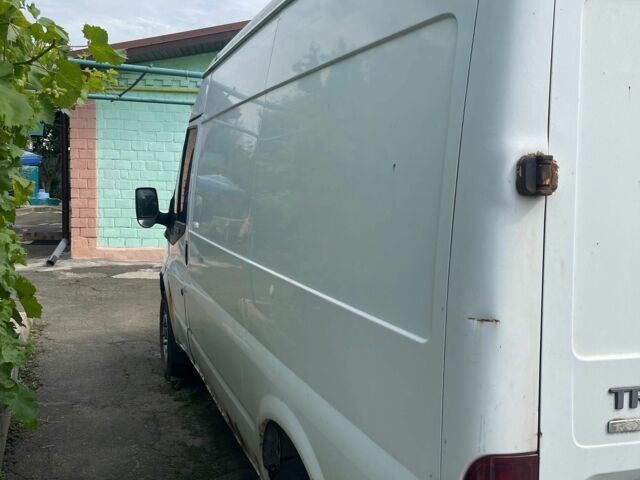 Белый Форд Другая, объемом двигателя 2.2 л и пробегом 500 тыс. км за 3500 $, фото 2 на Automoto.ua