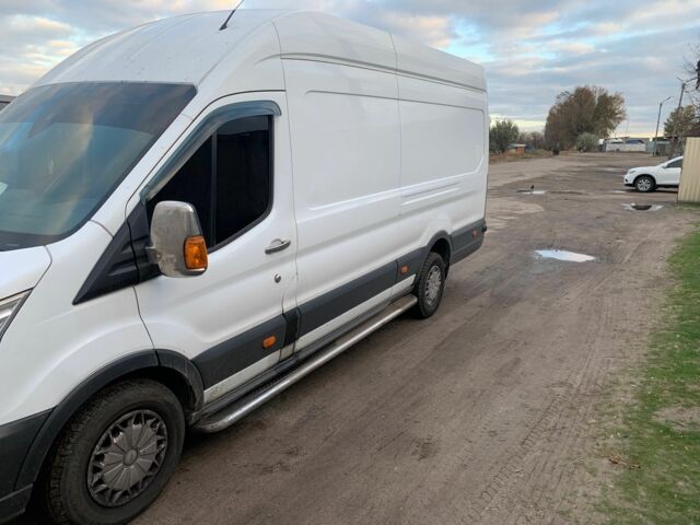 Белый Форд Другая, объемом двигателя 2.2 л и пробегом 0 тыс. км за 12300 $, фото 1 на Automoto.ua