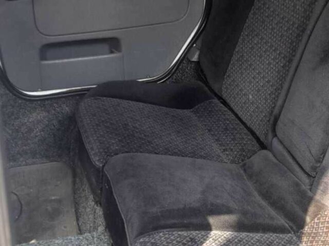Білий Форд Інша, об'ємом двигуна 1.2 л та пробігом 263 тис. км за 3692 $, фото 13 на Automoto.ua