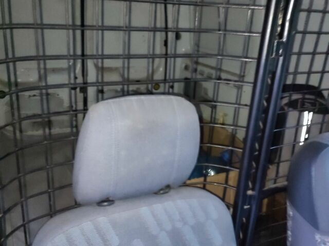 Білий Форд Інша, об'ємом двигуна 1.8 л та пробігом 341 тис. км за 3200 $, фото 14 на Automoto.ua